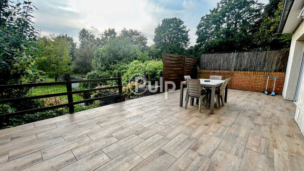 Maison à COURRIERES