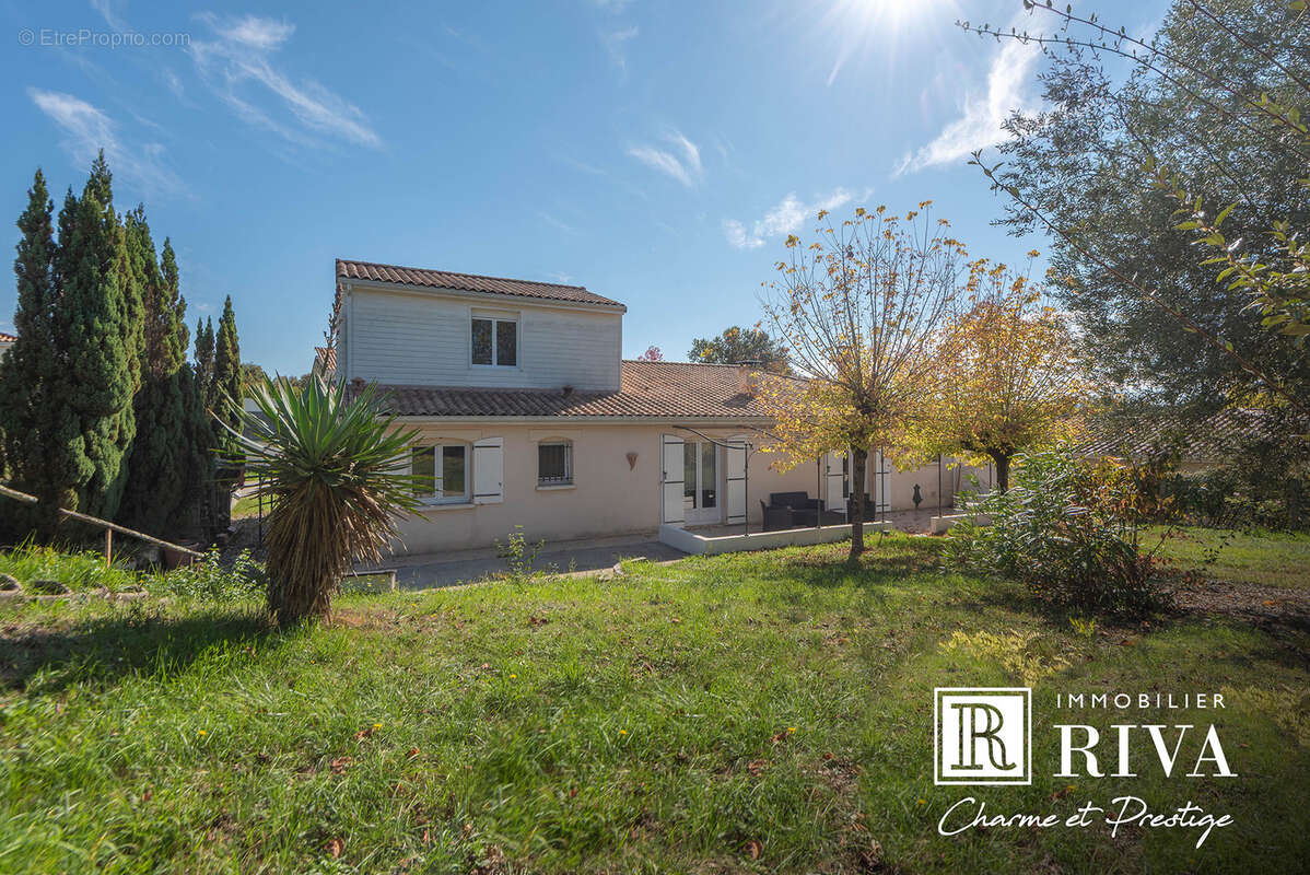 Maison à FARGUES-SAINT-HILAIRE