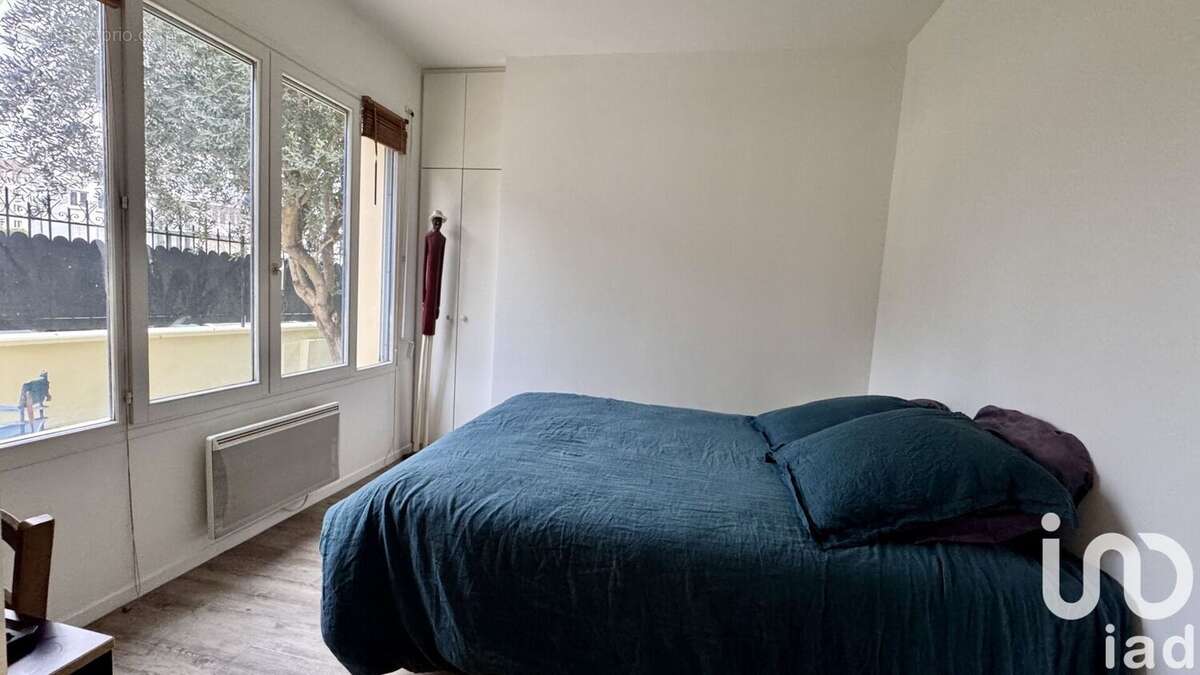 Photo 9 - Commerce à CHATOU