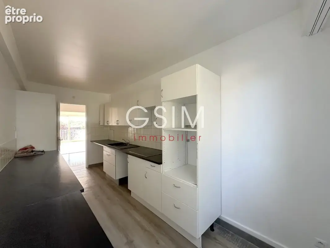 Bel appartement de 85 m2 2 chambres avec vue parc de saint cloud - photo 12