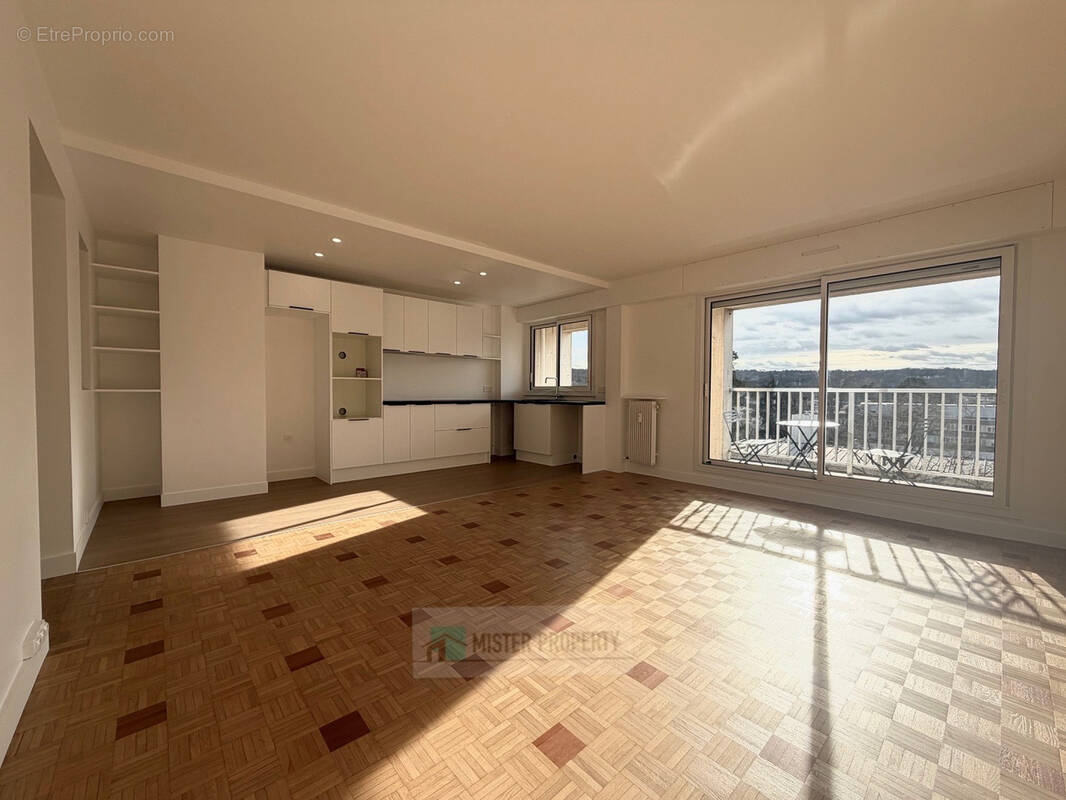 Appartement à RUEIL-MALMAISON