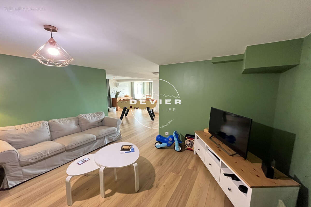 Maison à SAINT-GENIES-DES-MOURGUES