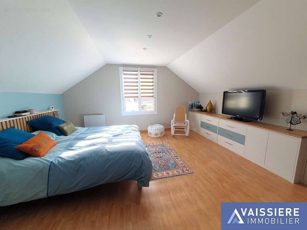 Maison à MONTIGNY-LE-BRETONNEUX