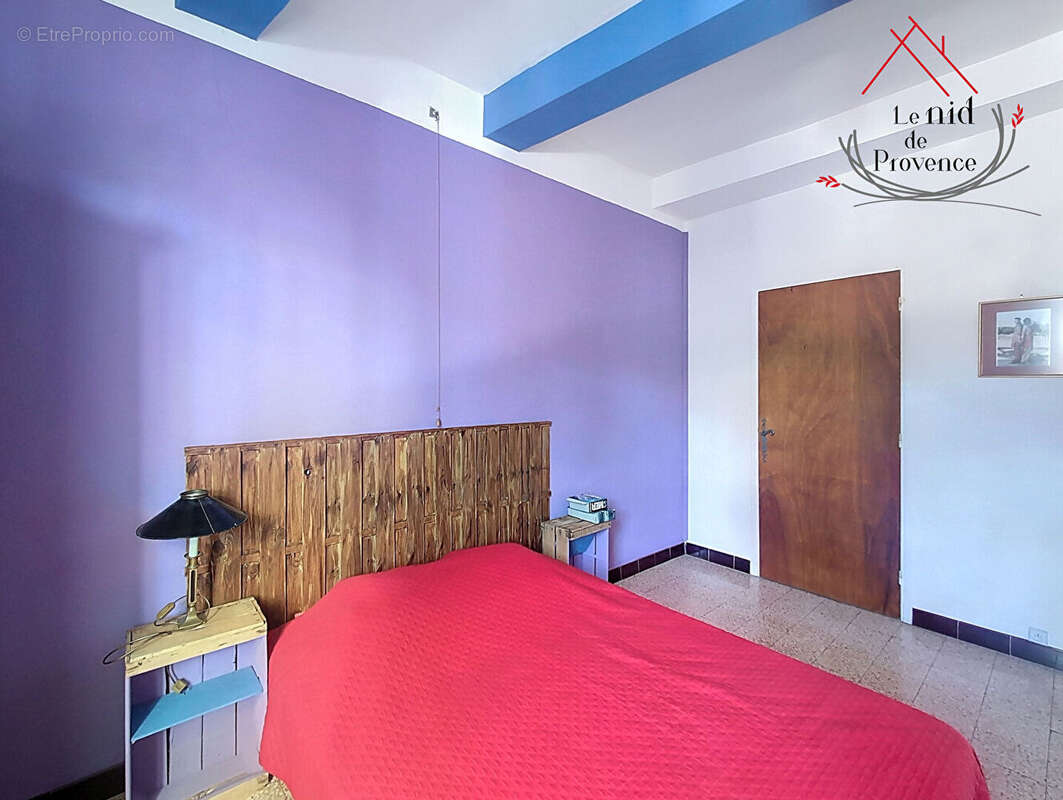 Maison à SAINTE-CECILE-LES-VIGNES