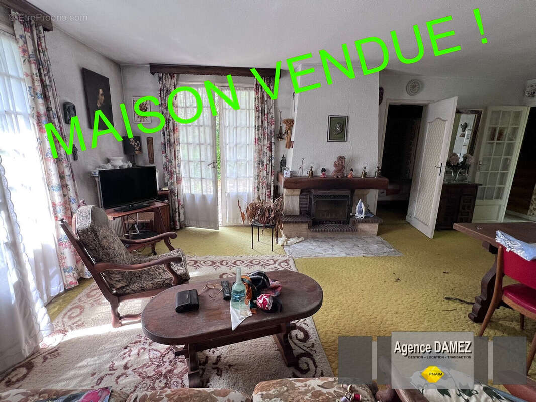 Maison à SAINTE-MESME