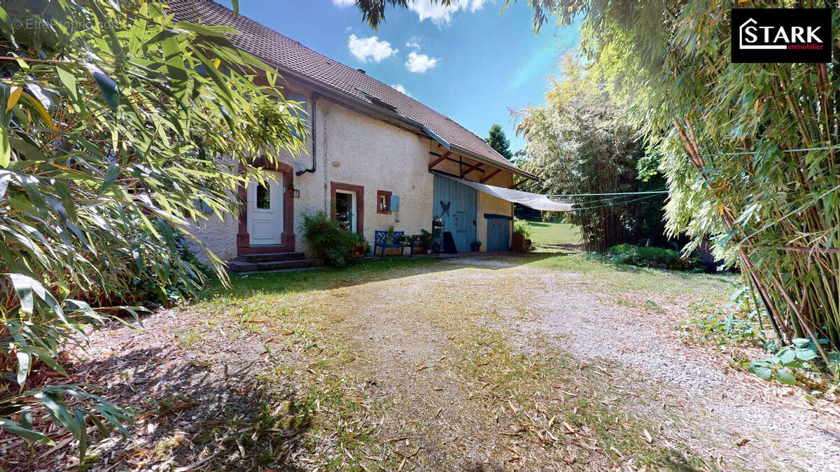 Maison à BESSONCOURT