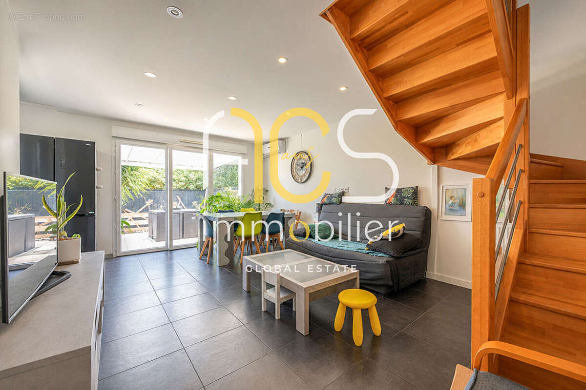 Achat Vente Maison 3 pièces 63 m2 Terrasse Jardin Parking - photo 8