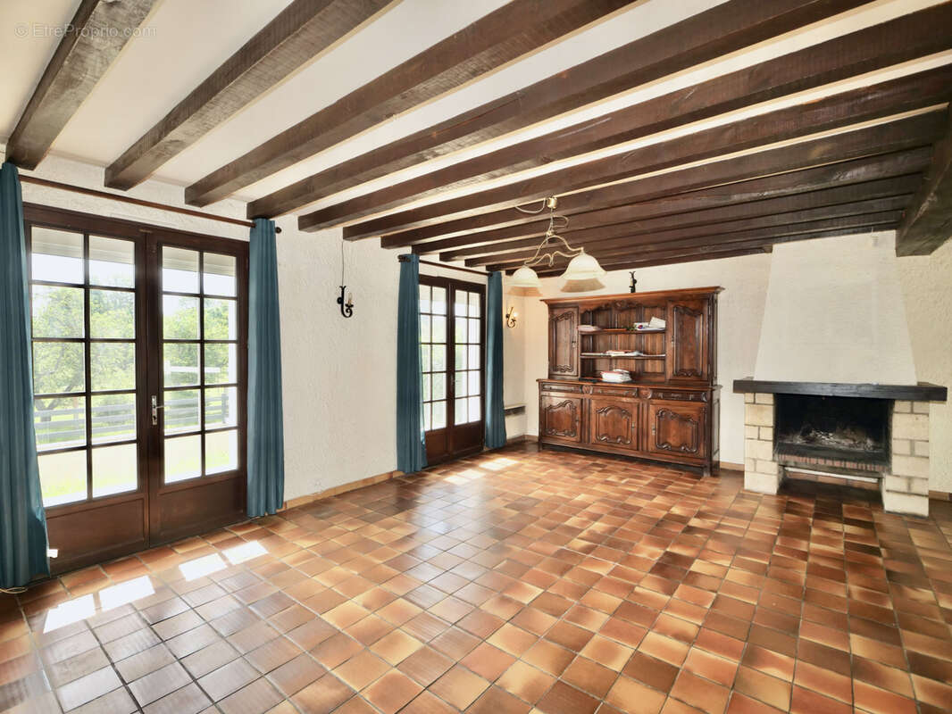 Maison à HERICY