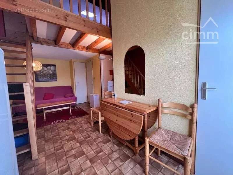 Pavillon en résidence avec piscine - photo 3