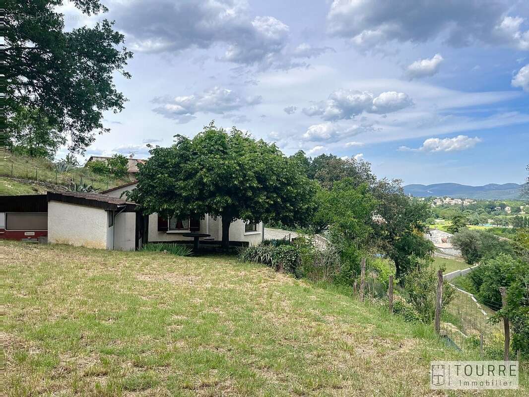 Maison à VALLON-PONT-D&#039;ARC