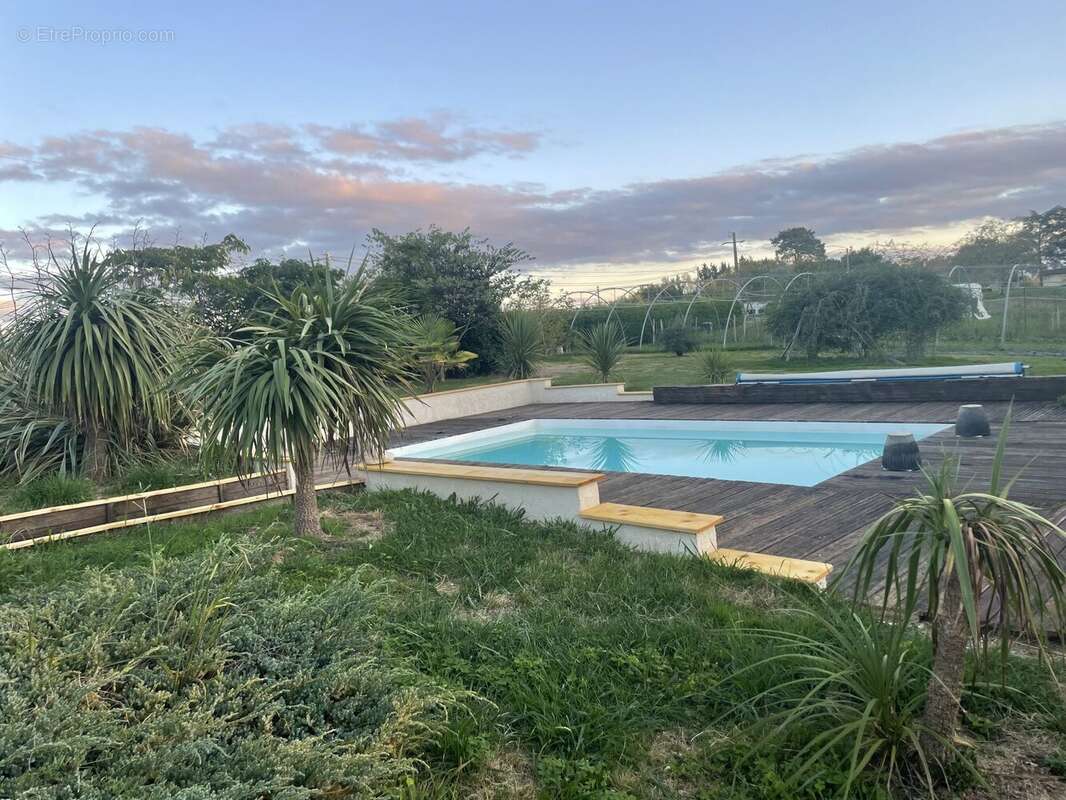 Maison à SAINT-ELIX-THEUX