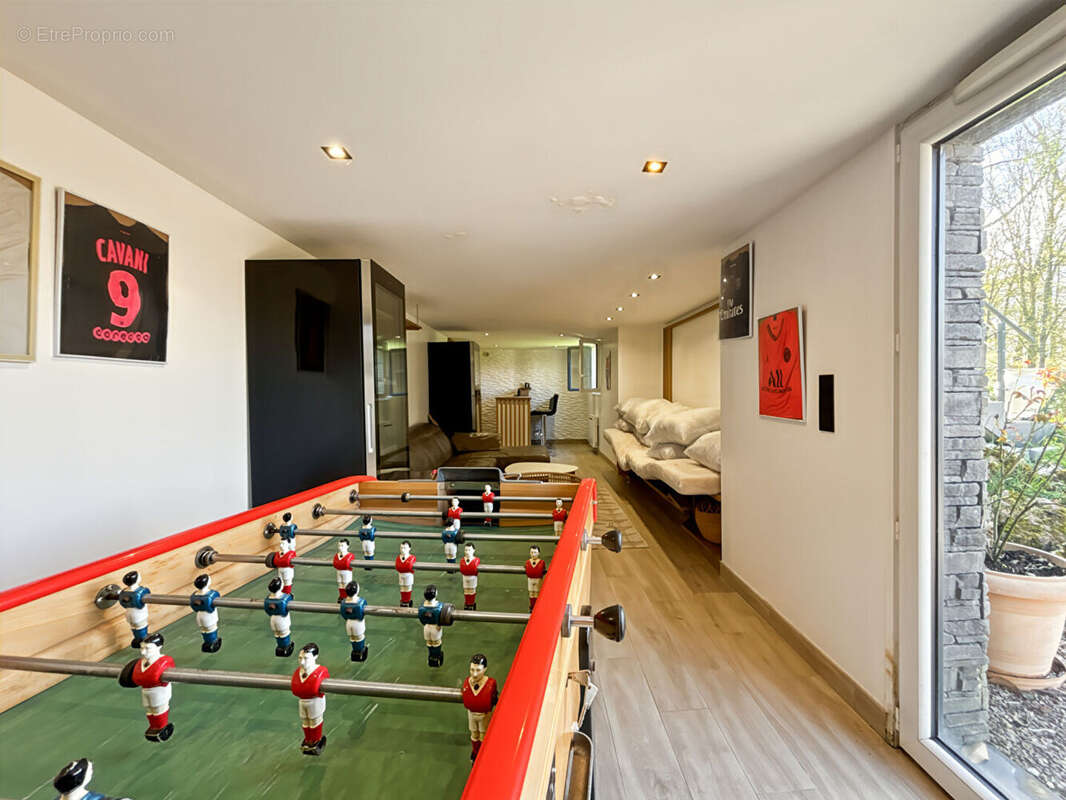 Maison à MENERVILLE