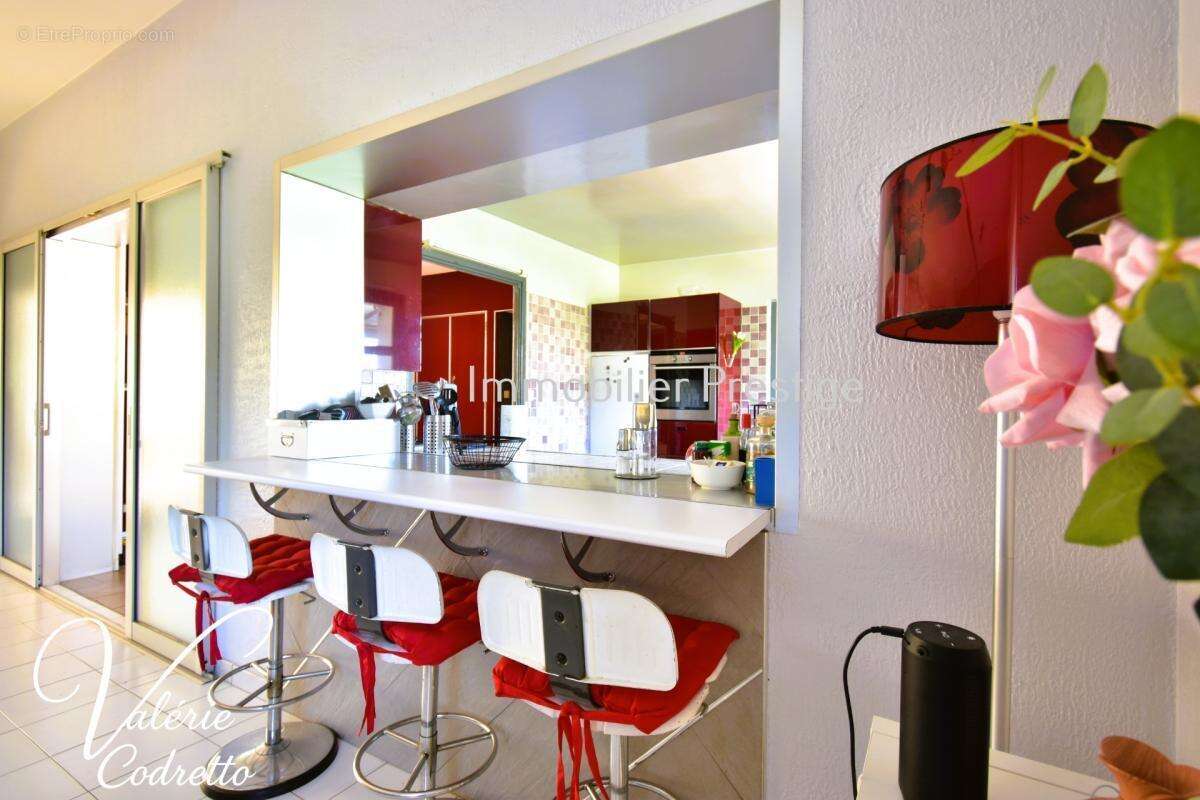 La moutonne – villa 185 m² – 6 chambres – piscine – terrain 1 996 m² – 4 grands garages 83260 - photo 14