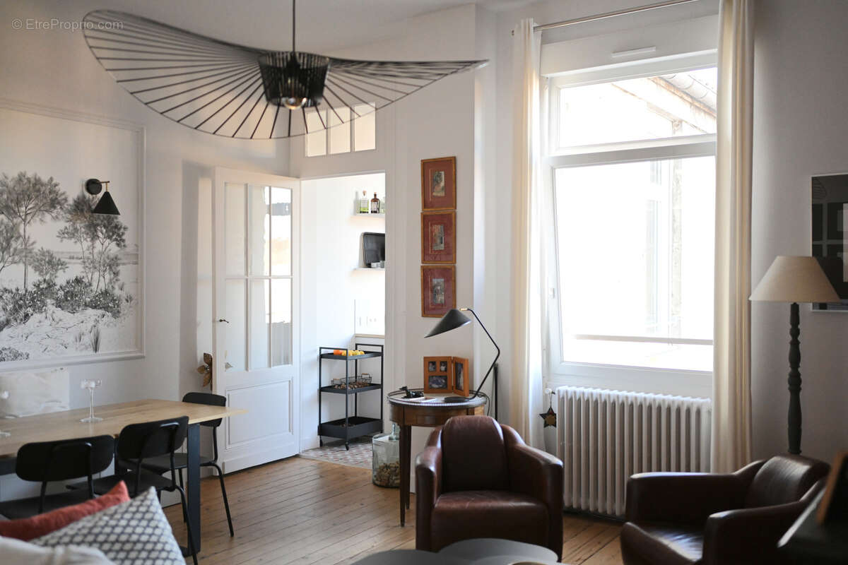 Appartement à BORDEAUX