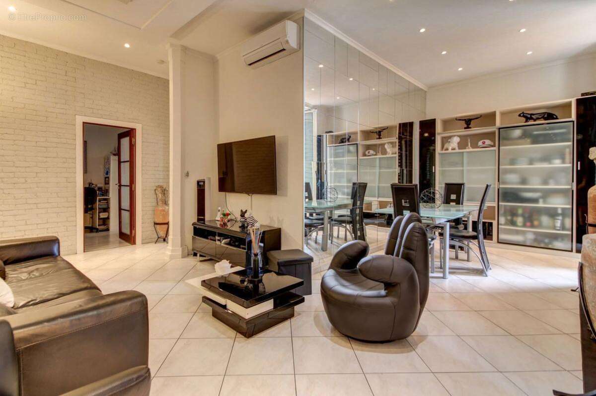 Appartement à VILLEFRANCHE-SUR-MER