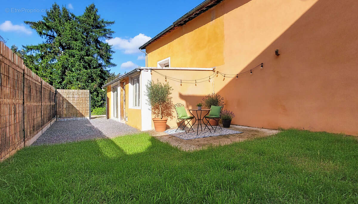 Maison à SAINT-PRIEST