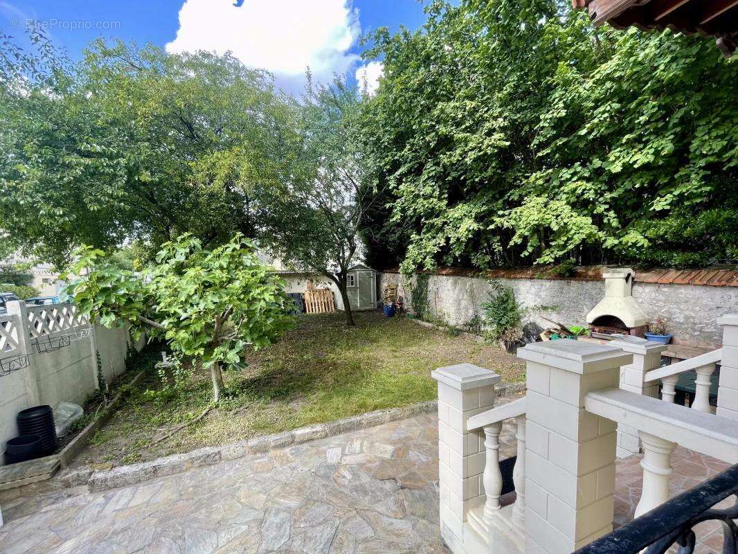 Maison à CHAMPIGNY-SUR-MARNE