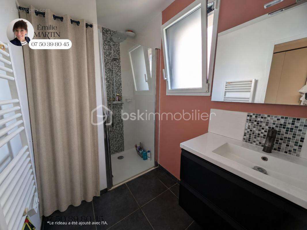 Aux portes de Rennes, à seulement 5 minutes du centre de Cesson-Sévigné, laissez-vous séduire par cette magnifique maison contem - photo 10