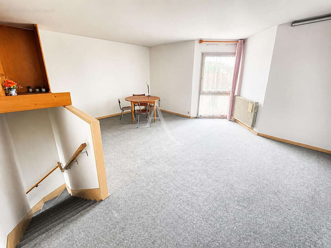 Appartement à IVRY-SUR-SEINE