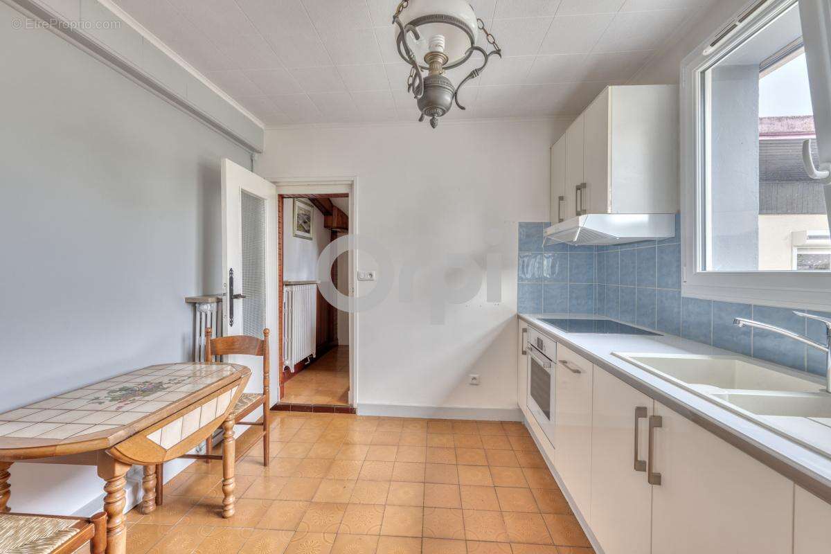 Maison à ROSNY-SOUS-BOIS