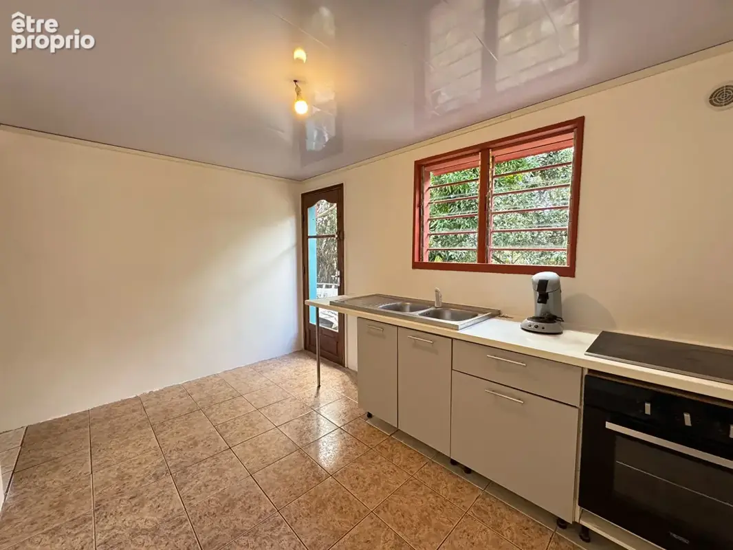 A VENDRE - Sainte-Marie La Découverte - Maison T3 avec terrasse couverte et abri voiture - photo 9