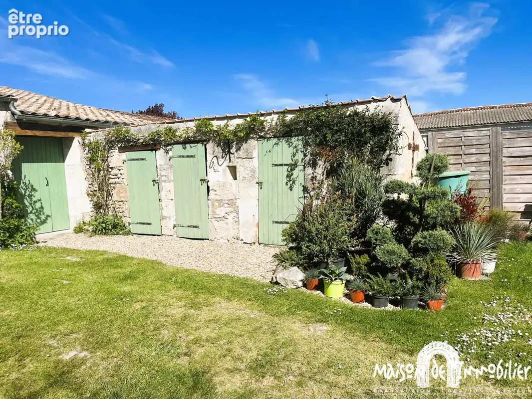 Proche meschers - maison 4 pieces - piscine - beau jardin - dependances - photo 11