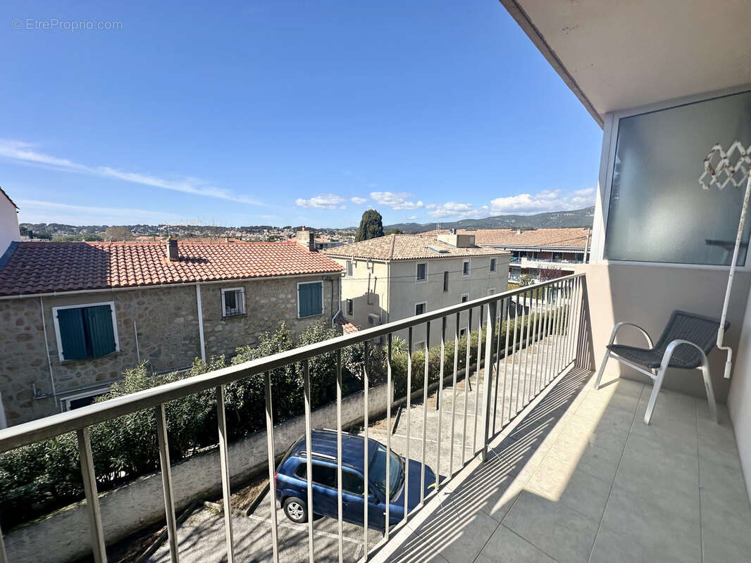 Appartement à SIX-FOURS-LES-PLAGES