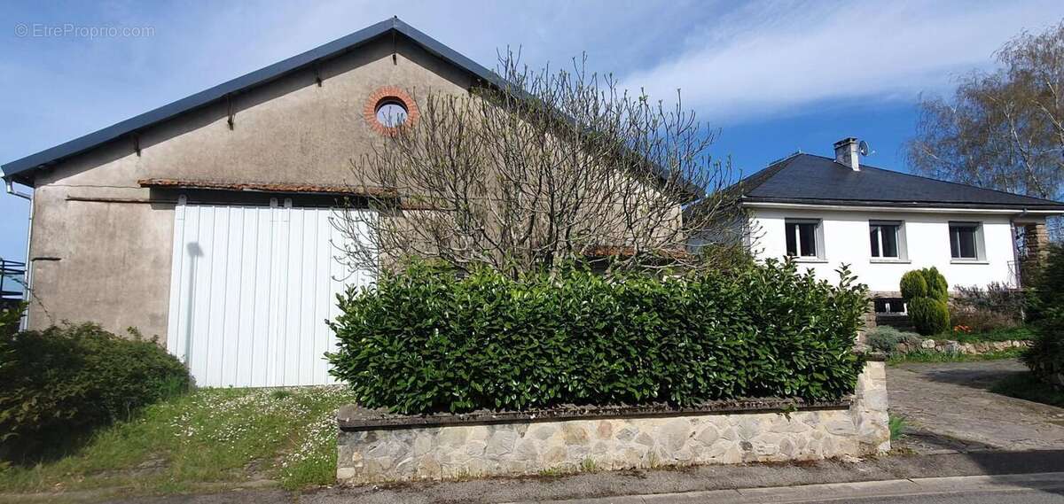 Maison à LESCURE-JAOUL