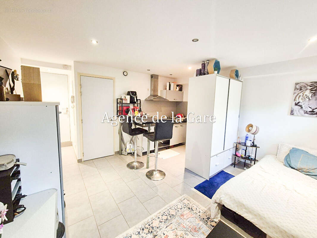 Appartement à SARTROUVILLE