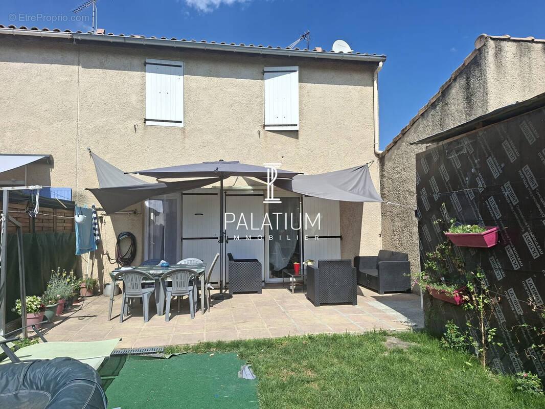 Maison à LES MEES