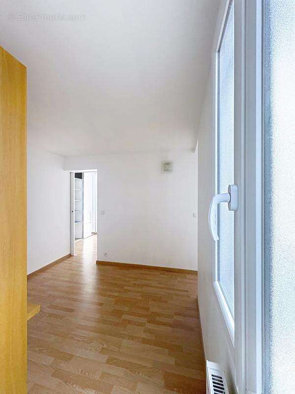 Appartement à PARIS-8E