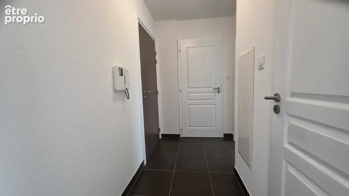 Appartement 2 pièces 43 m² à vendre à Bartenheim (68870) - photo 2