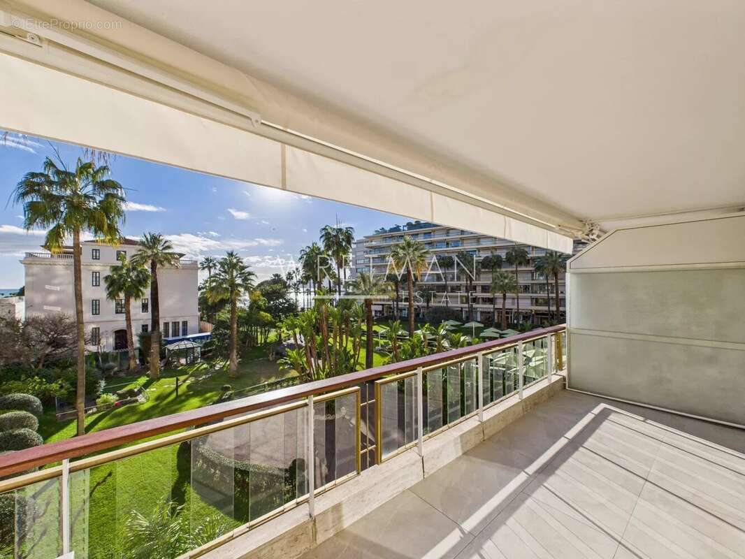 Appartement à CANNES