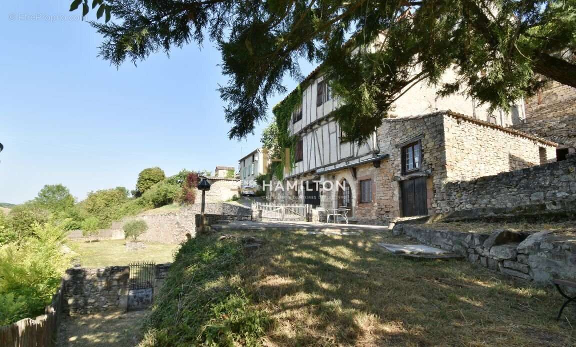 Maison à CORDES-SUR-CIEL