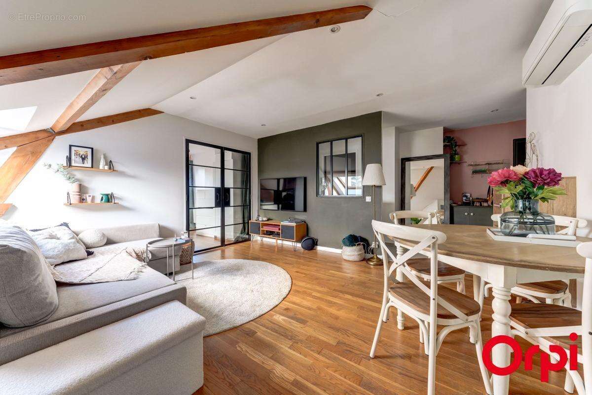 Appartement à LYON-5E