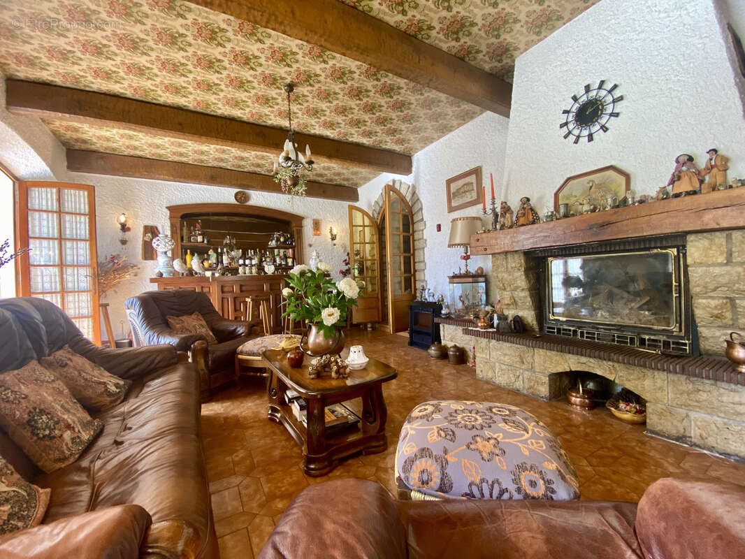 Maison à DRAGUIGNAN