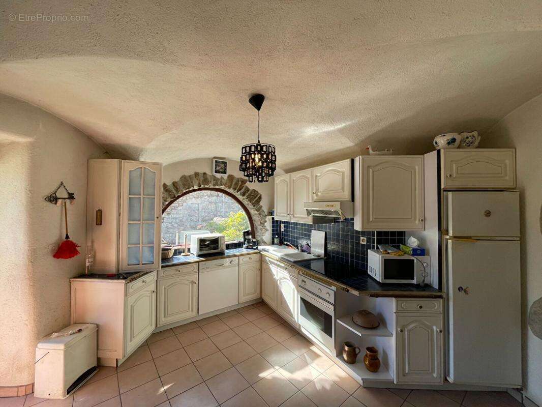 Maison à LABLACHERE