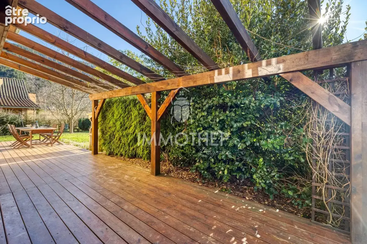 Maison 6 pièces 157 m² à vendre à Saint-Pierre-D'allevard (38830) - photo 3