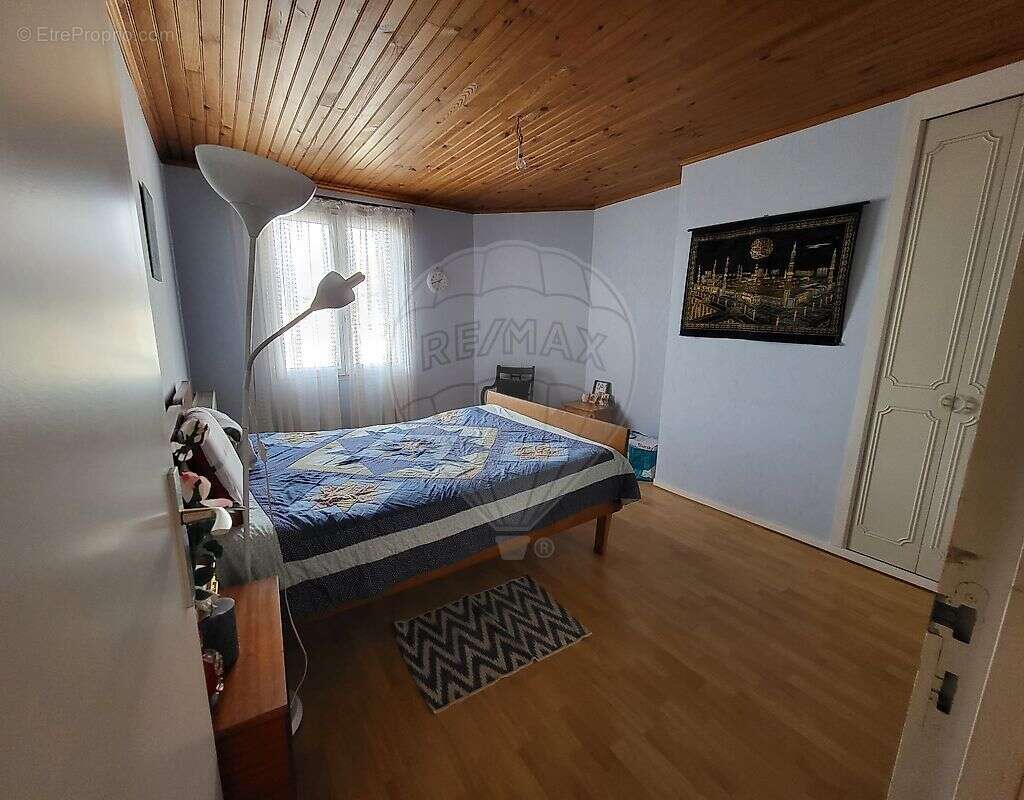 Maison à MONTEREAU-FAULT-YONNE