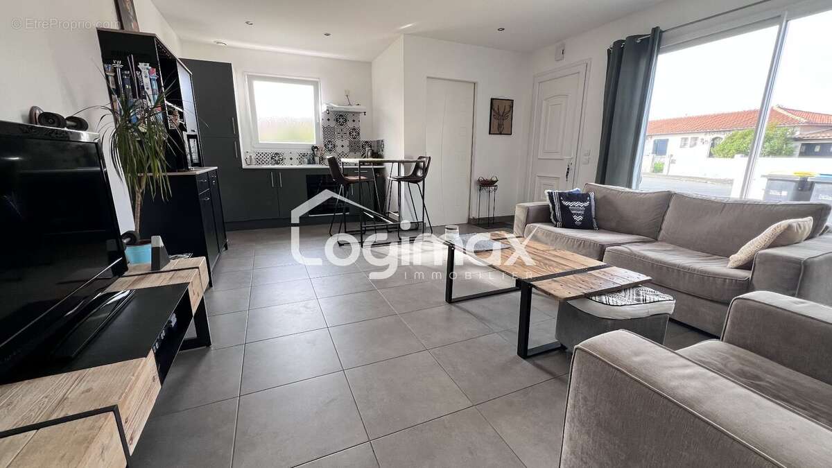 Maison à SAINT-XANDRE