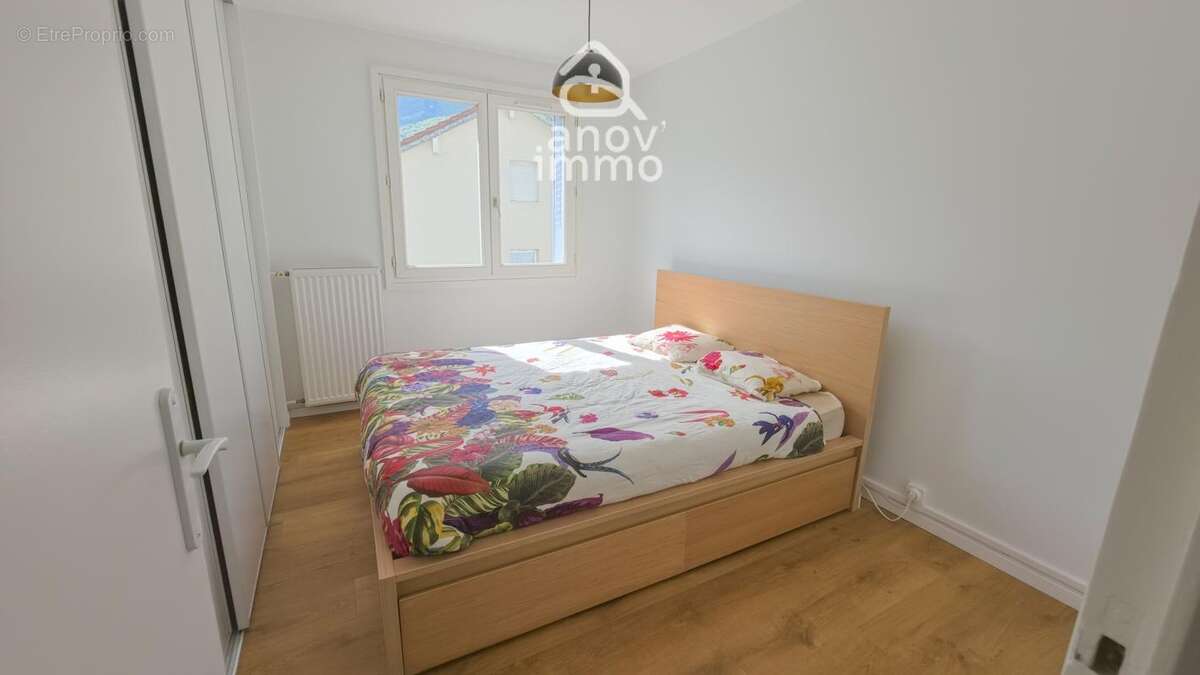 Appartement à FONTAINE