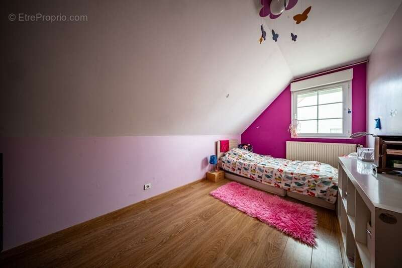 Maison à BRETENIERE