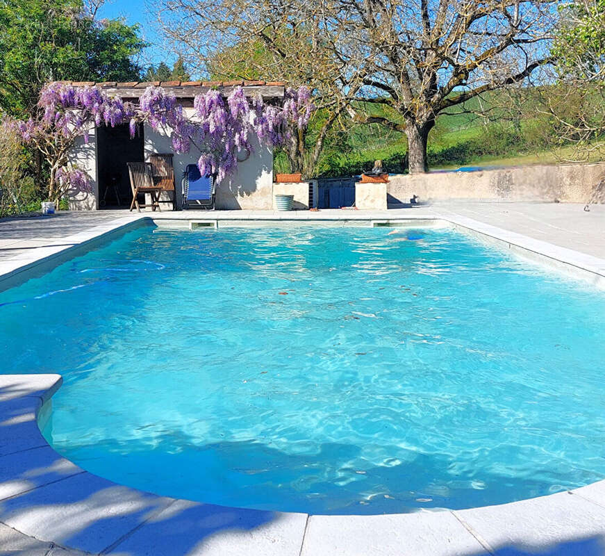 Grande propriété avec gîte spacieux, au calme - photo 8