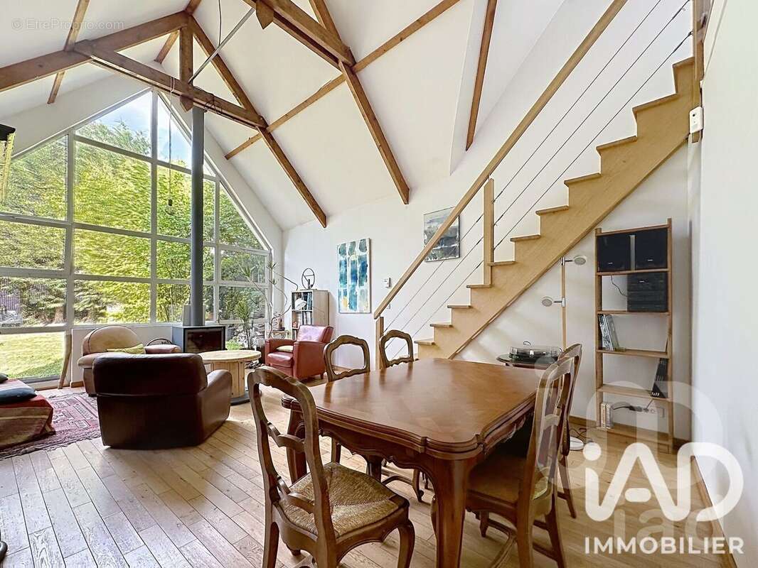 Maison 167 m² à Rubelles  - photo 2