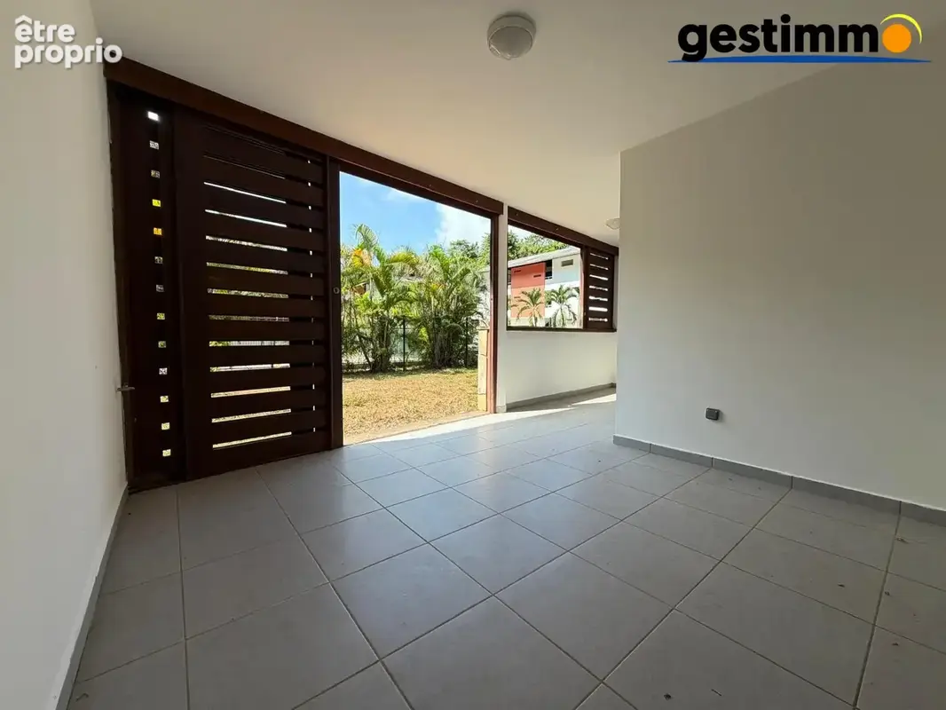 Appartement 3 pièces 51 m² à vendre à Remire-Montjoly (97354) - photo 2