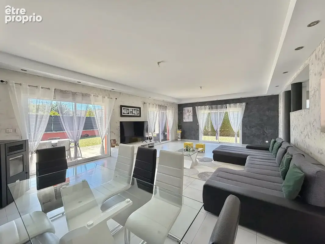 Maison 5 pièces 175 m² à vendre à Tignieu-Jameyzieu (38230) - photo 3