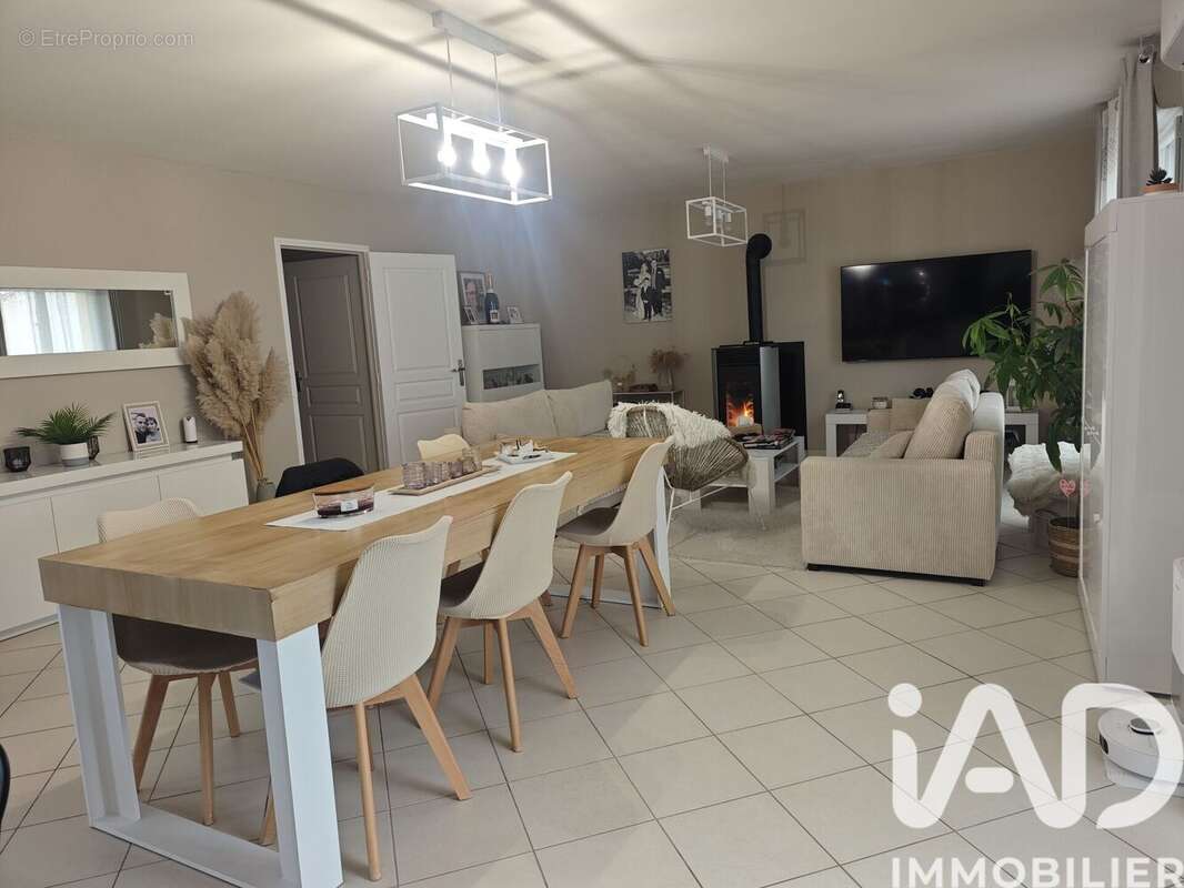 Maison 95 m² à Avant-Les-Marcilly  - photo 4