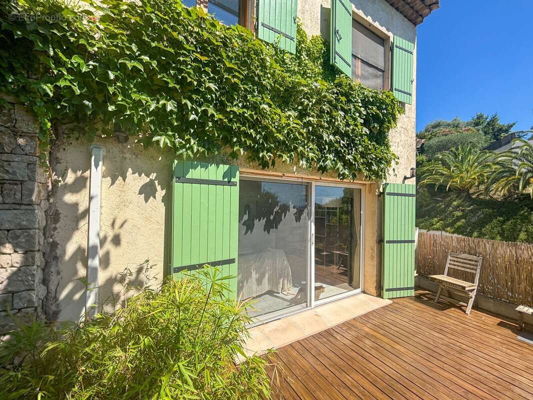 NICE-LANTERNE: Maison 4-5 pièces avec jardin - photo 3