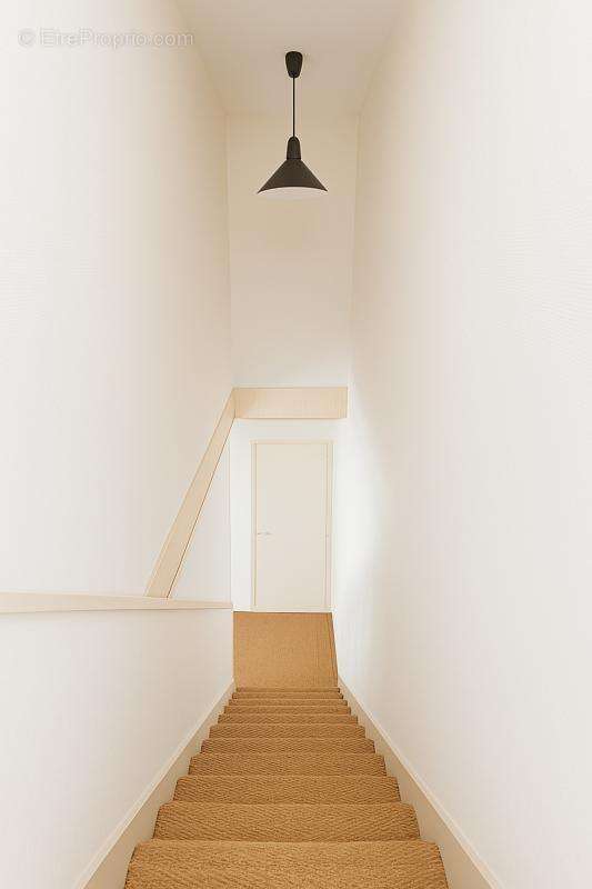 Maison à LA VILLEDIEU-DU-CLAIN