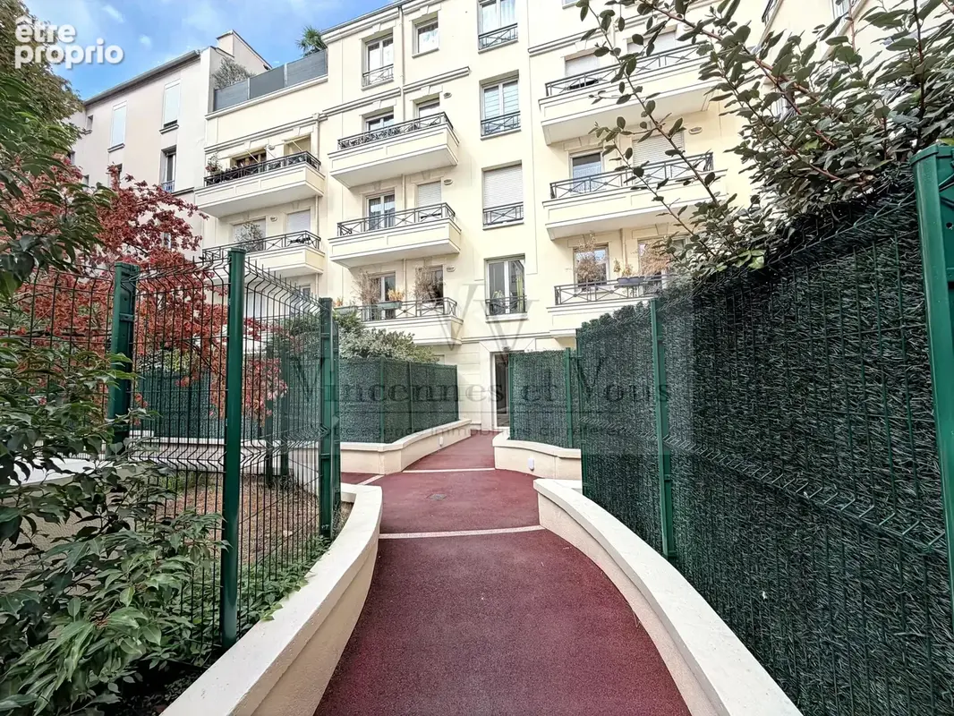 Studio 24.93m² en REZ DE JARDIN 100m² - photo 9